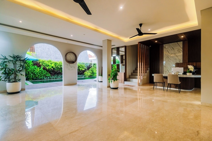 Imagen de los interiores del Hotel Campbar 4. Foto 15