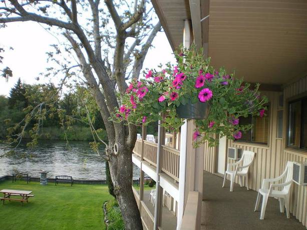 Imagen general del Hotel Campbell River Lodge by Riverside. Foto 4