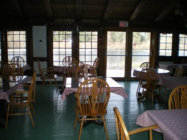 Imagen de los interiores del Hotel Campbell River Lodge by Riverside. Foto 20