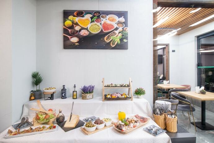 Imagen general del Hotel Campeador Inn. Foto 10