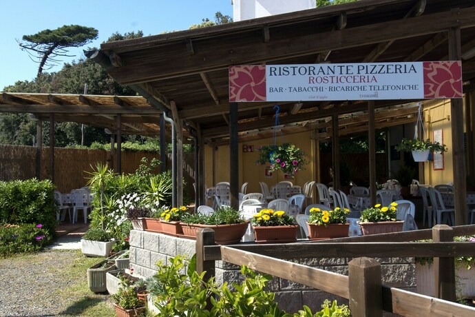 Imagen del bar/restaurante del Hotel Campeggio Bocca Di Cecina. Foto 18
