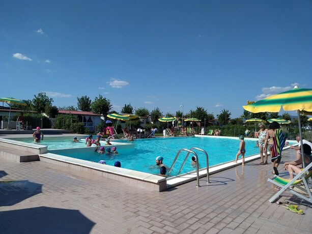 Imagen de la piscina del Hotel Campeggio Bocca Di Cecina. Foto 36