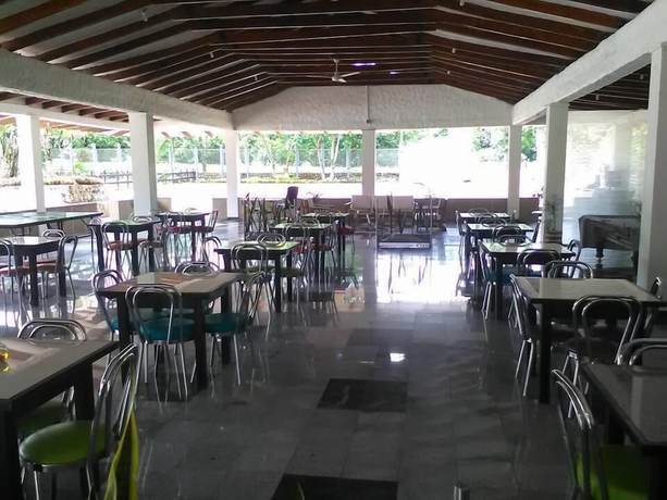 Imagen del bar/restaurante del Hotel Campestre Aguamaco. Foto 12