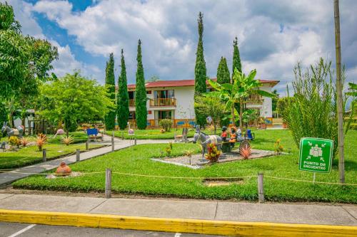 Imagen general del Hotel Campestre LA ALDEA, Montenegro. Foto 4
