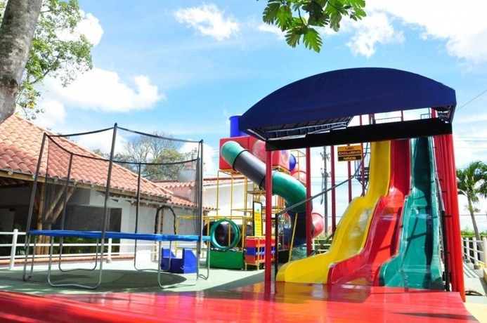 Imagen de los exteriores del Hotel Campestre Las Camelias. Foto 10