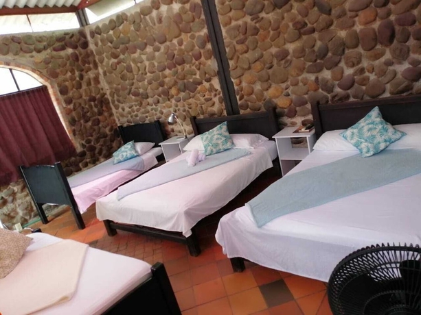 Imagen de la habitación del Hotel Campestre Llano Dorado. Foto 8