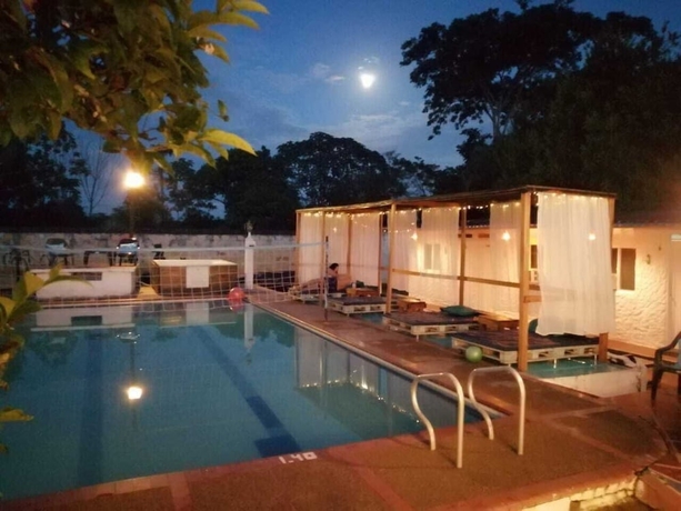 Imagen de la piscina del Hotel Campestre Llano Dorado. Foto 16