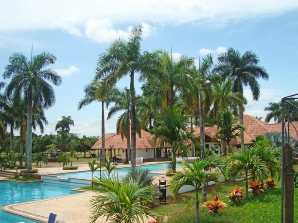 Imagen de la piscina del Hotel Campestre Los Chiguiros. Foto 16