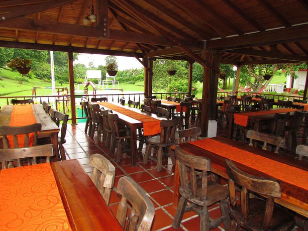 Imagen del bar/restaurante del Hotel Campestre Pueblo Bello. Foto 4