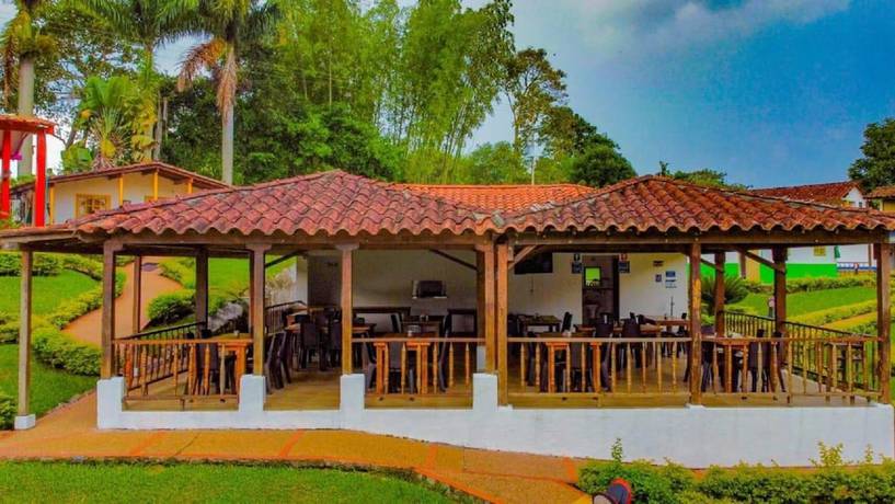 Imagen del bar/restaurante del Hotel Campestre Pueblo Bello. Foto 5