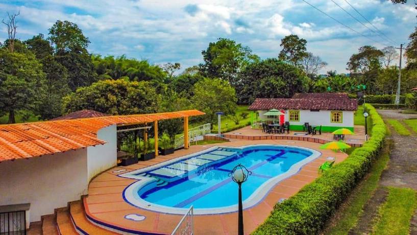 Imagen de la piscina del Hotel Campestre Pueblo Bello. Foto 19