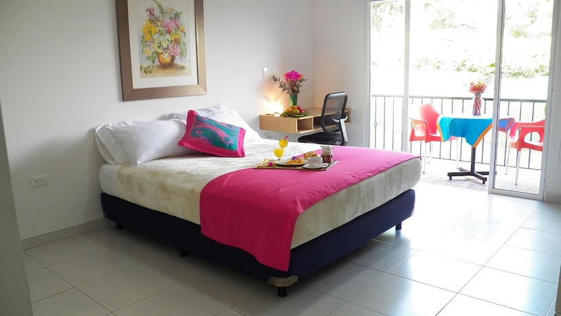 Imagen de la habitación del Hotel Campestre Santa Monica Pance Cali. Foto 6