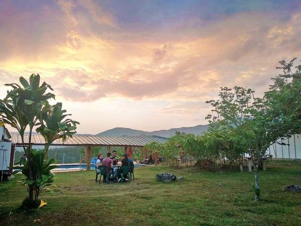 Imagen de los exteriores del Hotel Campestre Uraku. Foto 15