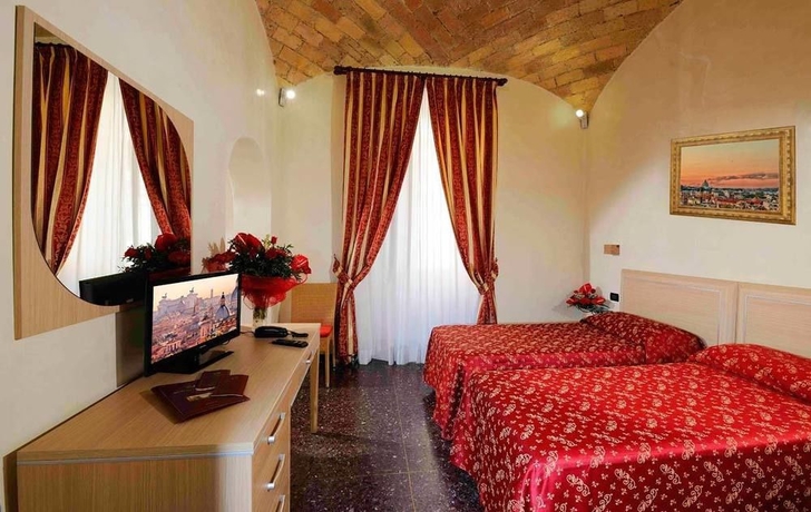 Imagen de la habitación del Hotel Campidoglio. Foto 13