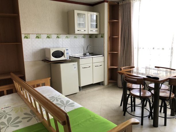 Imagen de la habitación del Hotel Campin Inn. Foto 14