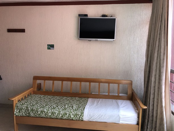 Imagen de la habitación del Hotel Campin Inn. Foto 15