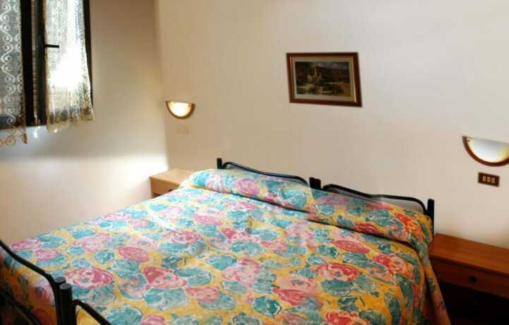 Imagen de la habitación del Hotel Camping Arizona. Foto 19