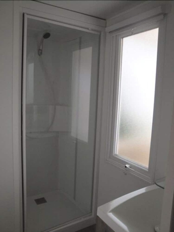 Imagen de la habitación del Hotel Camping Beaume Giraud. Foto 16