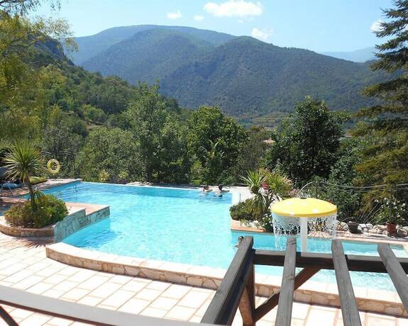 Imagen general del Hotel Camping Bellevue. Foto 8