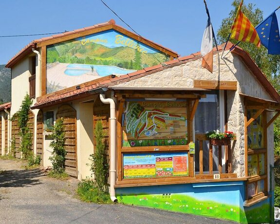 Imagen general del Hotel Camping Bellevue. Foto 12