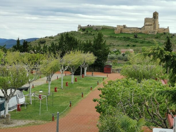 Imagen general del Hotel Camping Benabarre. Foto 3