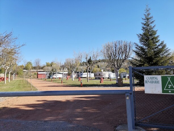 Imagen de la habitación del Hotel Camping Benabarre. Foto 12