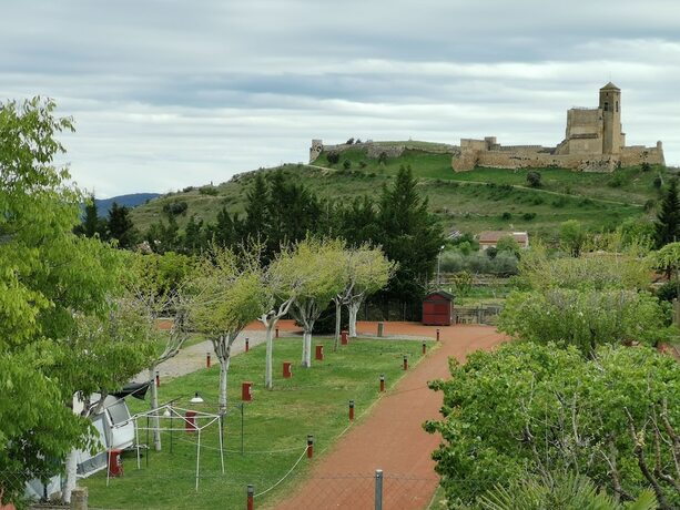 Imagen general del Hotel Camping Benabarre. Foto 6