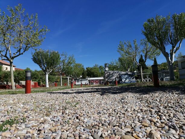 Imagen general del Hotel Camping Benabarre. Foto 7