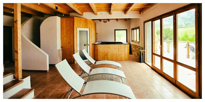 Imagen general del Hotel Camping Bungalow Parque Isábena. Foto 3