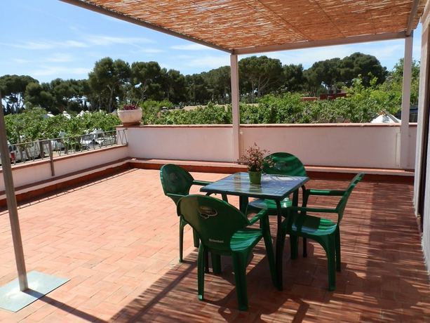 Imagen de la habitación del Hotel Camping Clar&agrave;. Foto 16