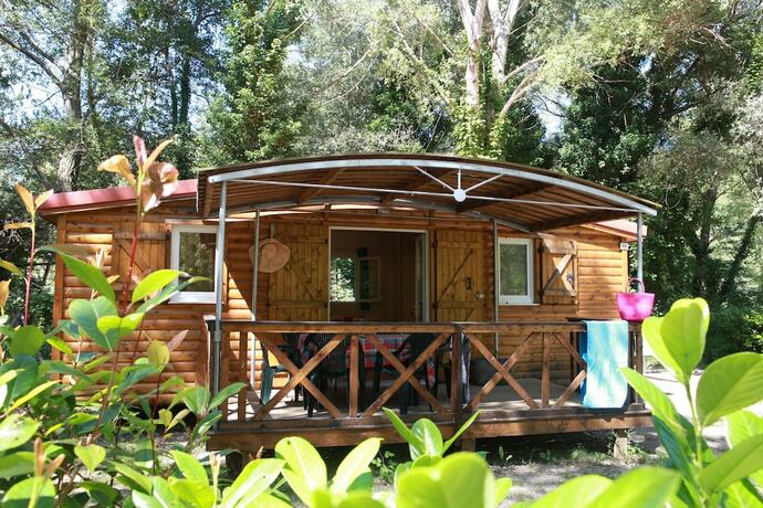 Imagen general del Hotel Camping Domaine Du Petit Lac. Foto 13