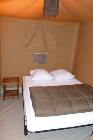 Imagen de la habitación del Hotel Camping Du Pont D\'Avignon. Foto 14