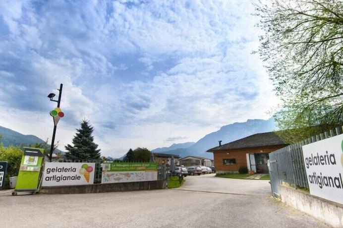 Imagen general del Hotel Camping Due Laghi. Foto 4