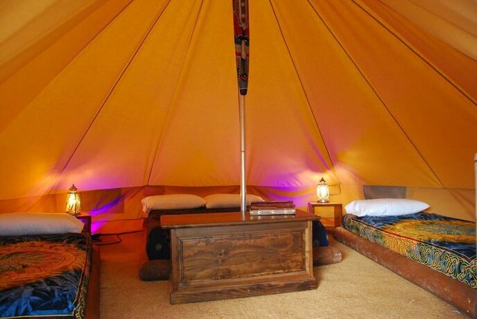 Imagen general del Hotel Camping El Roble. Foto 5