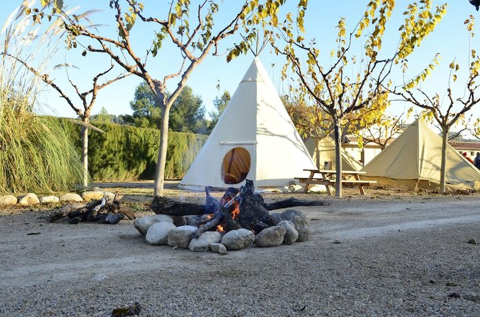 Imagen de la habitación del Hotel Camping El Roble. Foto 17