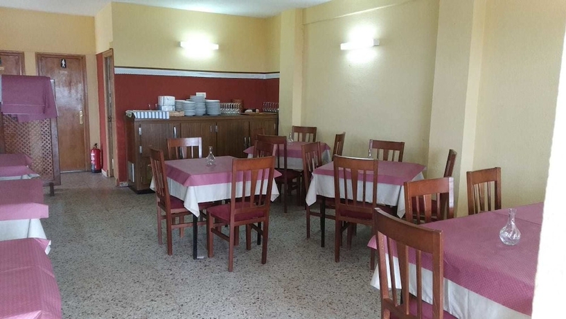 Imagen del bar/restaurante del Hotel Camping Entreplayas. Foto 3