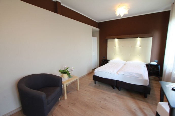 Imagen de la habitación del Hotel Camping Europa, Domaso. Foto 14