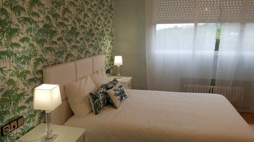 Imagen de la habitación del Hotel Camping. Foto 7