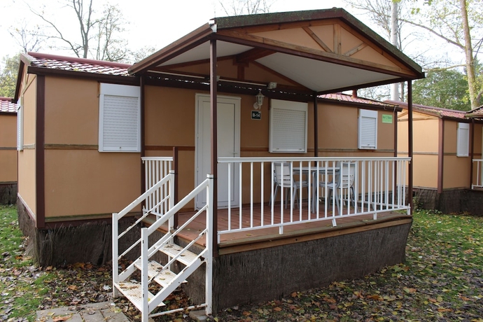 Imagen de la habitación del Hotel Camping Fuentes Blancas. Foto 16