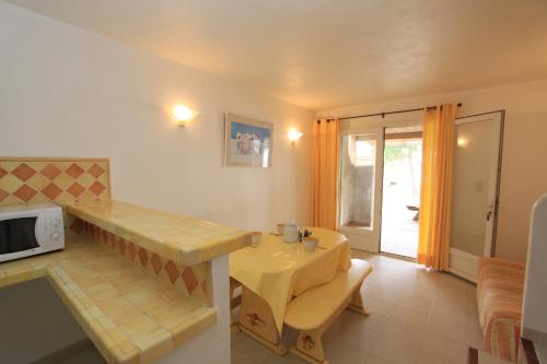 Imagen de la habitación del Hotel Camping Golfo Di Sogno. Foto 15