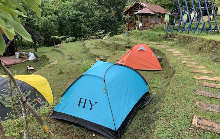 Imagen general del Hotel Camping Ground Bukit Tinatar. Foto 12