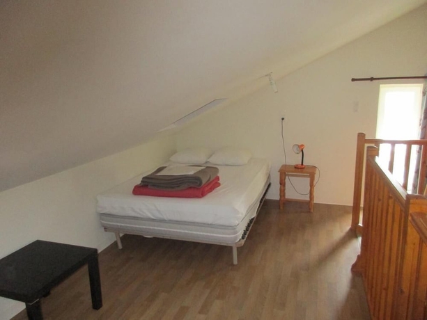 Imagen de la habitación del Hotel Camping Harrobia. Foto 8