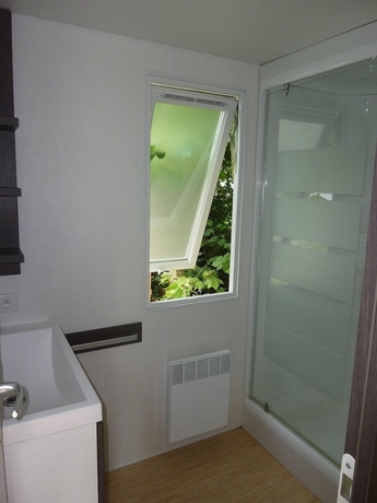 Imagen de la habitación del Hotel Camping Harrobia. Foto 14
