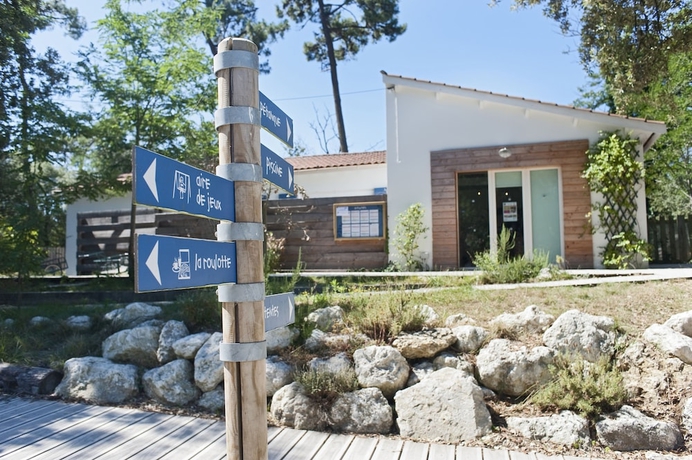 Imagen de los interiores del Hotel Camping Huttopia Oleron Les Pins. Foto 15