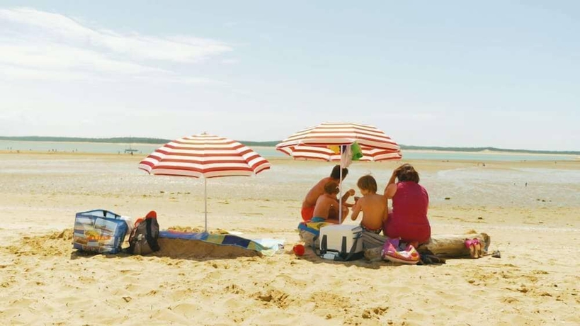 Imagen de los exteriores del Hotel Camping Huttopia Oleron Les Pins. Foto 12