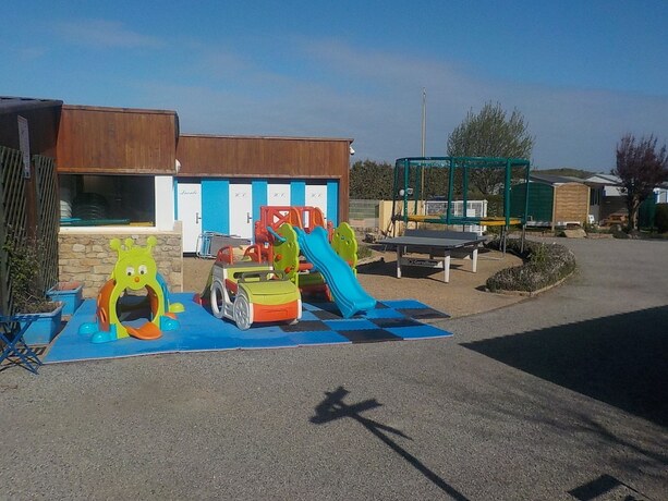 Imagen general del Hotel Camping L\'Id&eacute;al. Foto 11