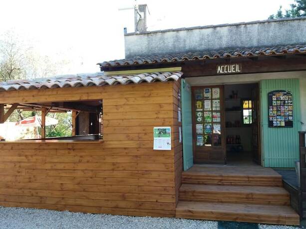 Imagen general del Hotel Camping L\'Olivier. Foto 4