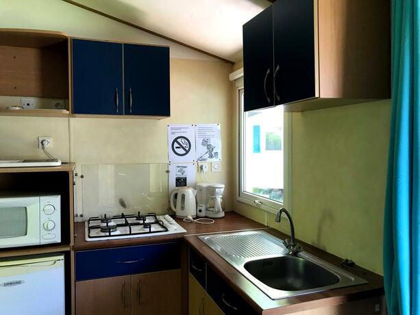 Imagen general del Hotel Camping La Bernede. Foto 12