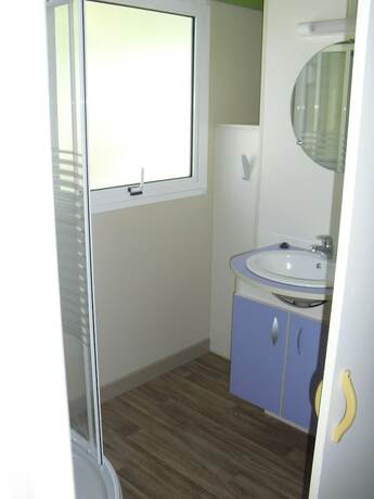 Imagen general del Hotel Camping La Cl&eacute; des Champs. Foto 2