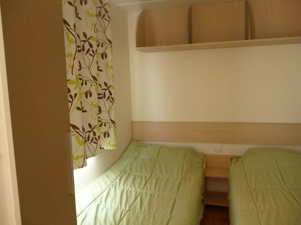 Imagen de la habitación del Hotel Camping La Corniche. Foto 14